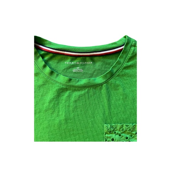 Tommy Hilfiger Green Tee with Eyelet Detail & Pocket-Size Small - Picture 2 of 4